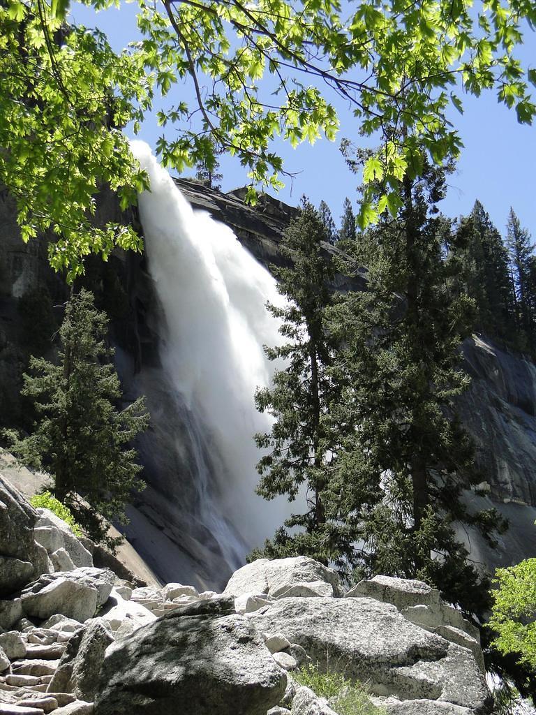 Vernal-NevadaFalls72