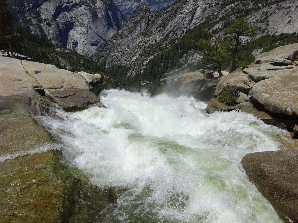 Vernal-NevadaFalls93