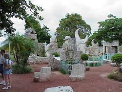 vac2002 124-CoralCastle