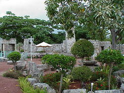 vac2002 125-CoralCastle